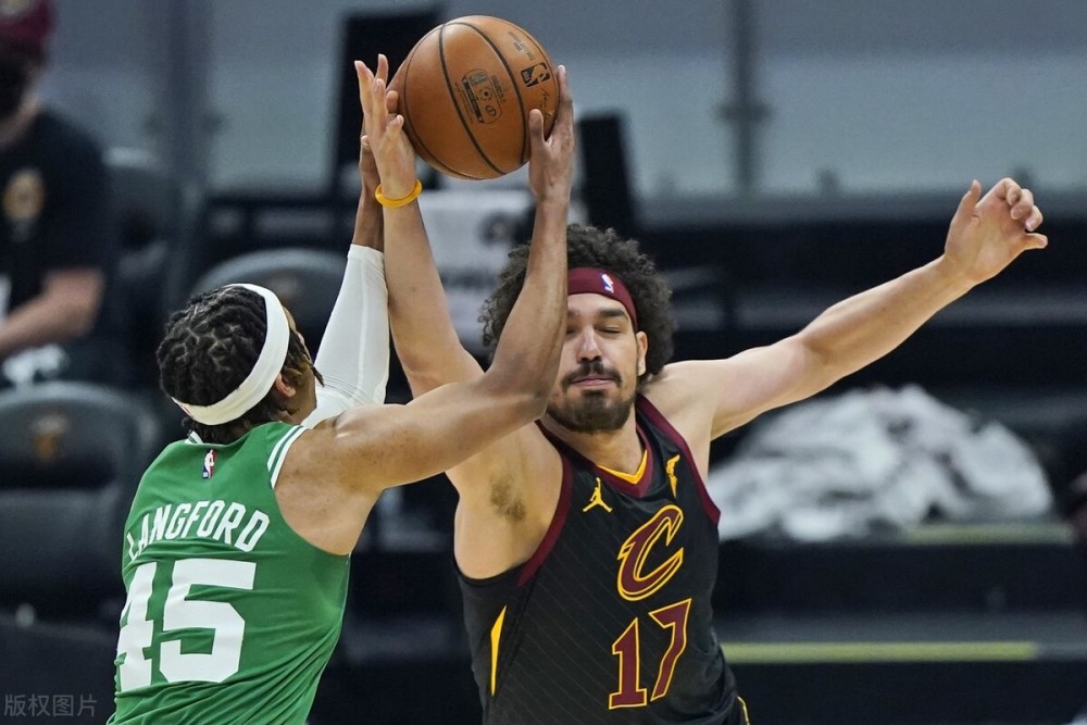  华子44分生涯新高，森林狼逆转凯尔特人  