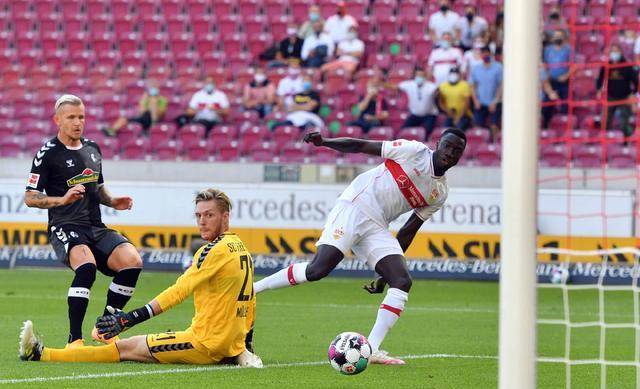  沃尔夫斯堡客场绝杀柏林赫塔，德甲中游球队爆发